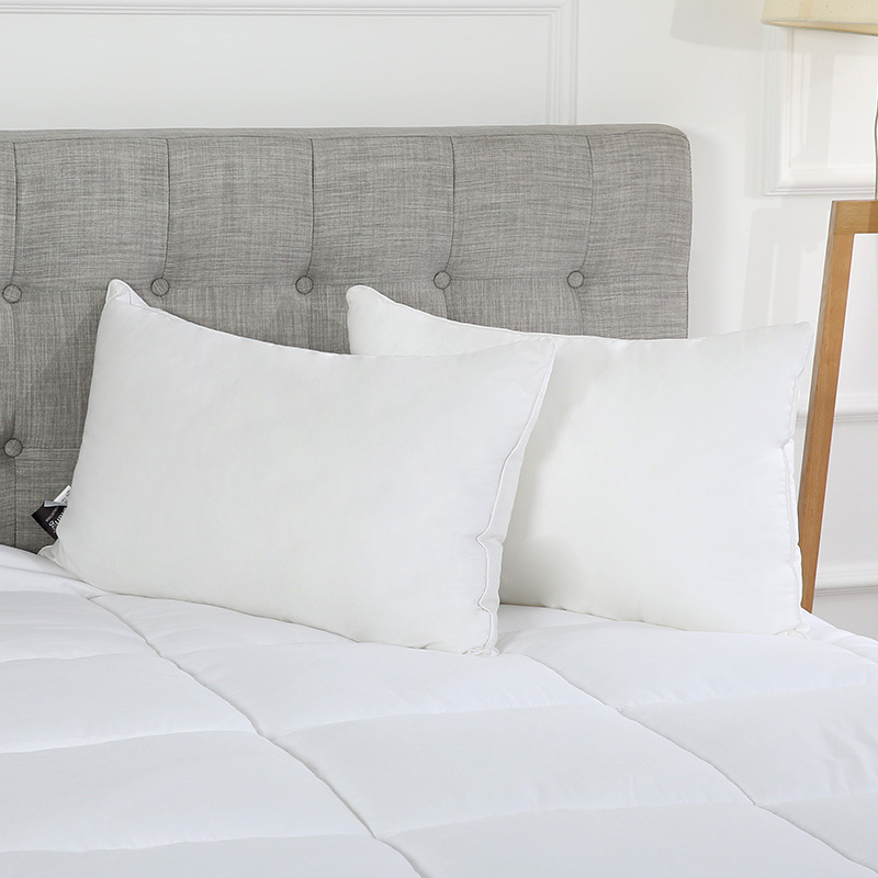 White hotel pillows White hotel pillows
